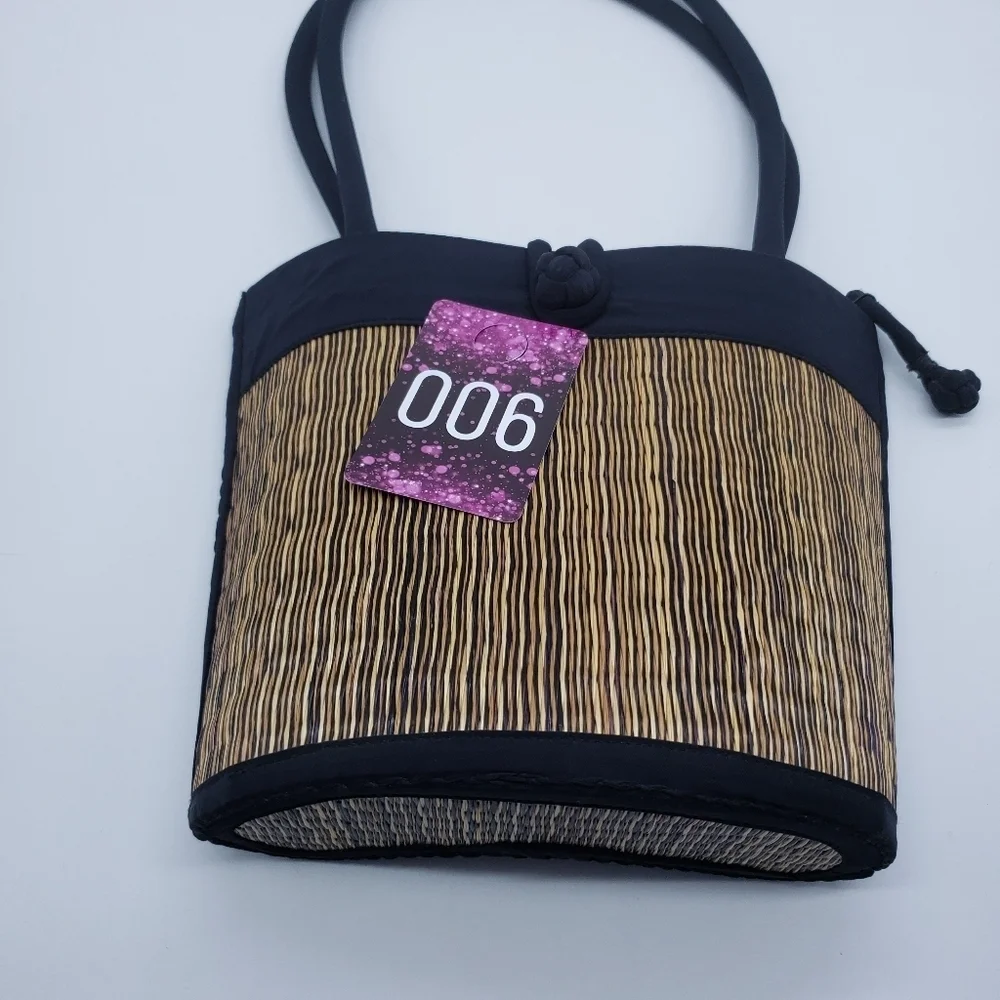 Baskets of Cambodia purse bag Women OS Black Tan Petite Curve Avi Black Striated